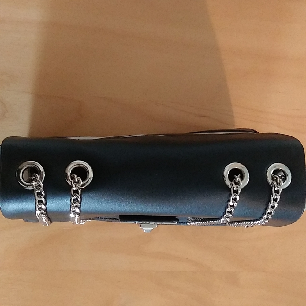 Guess crossbody convertible black and white bag small - Picture 6 of 16